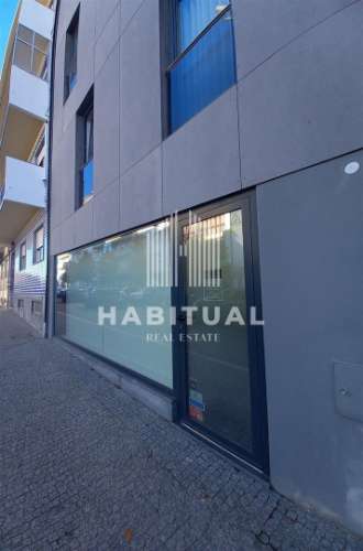 Loja comercial no Centro de Viana do Castelo