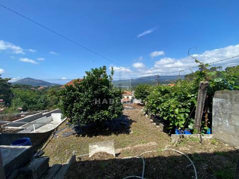 Moradia Isolada T5 com Vistas Rio em Vila Nova de Cerveira