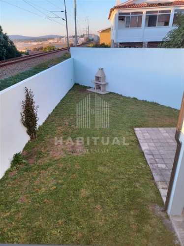 MORADIA T3 EM MOLEDO - VISTA MAR