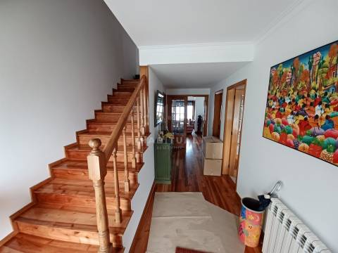 MORADIA T3 EM MOLEDO - VISTA MAR