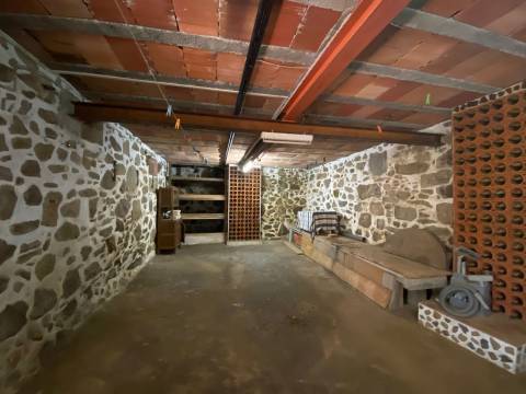 QUINTINHA EM CRISTELO - CAMINHA