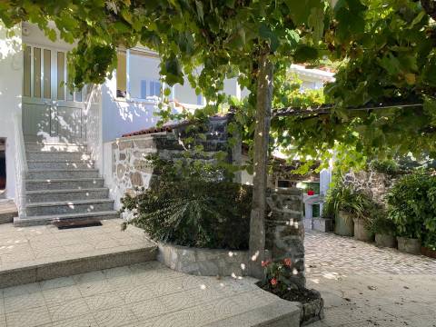 QUINTINHA EM CRISTELO - CAMINHA