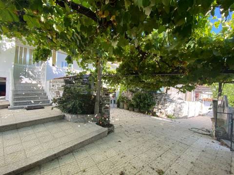 QUINTINHA EM CRISTELO - CAMINHA