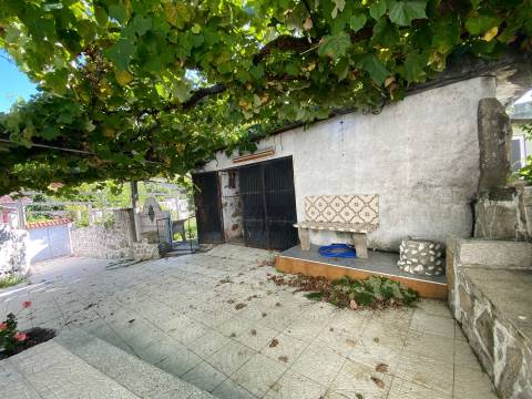 QUINTINHA EM CRISTELO - CAMINHA