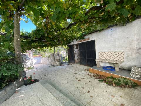 QUINTINHA EM CRISTELO - CAMINHA