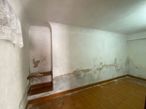 QUINTINHA EM CRISTELO - CAMINHA