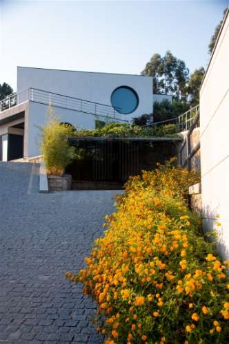 Moradia individual T5 com piscina em Ponte de Lima