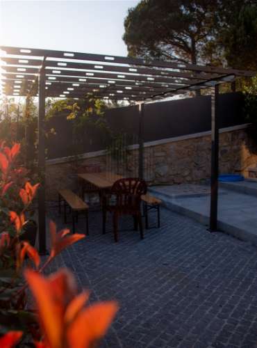 Moradia individual T5 com piscina em Ponte de Lima