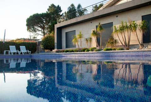 Moradia individual T5 com piscina em Ponte de Lima