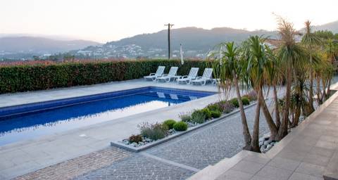 Moradia individual T5 com piscina em Ponte de Lima