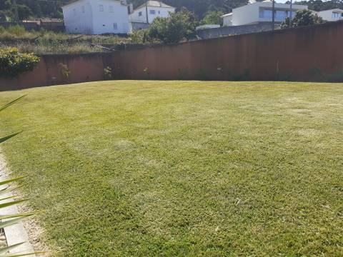 MORADIA ISOLADA T3+2 NO CASTELO DO NEIVA COM VISTA MAR