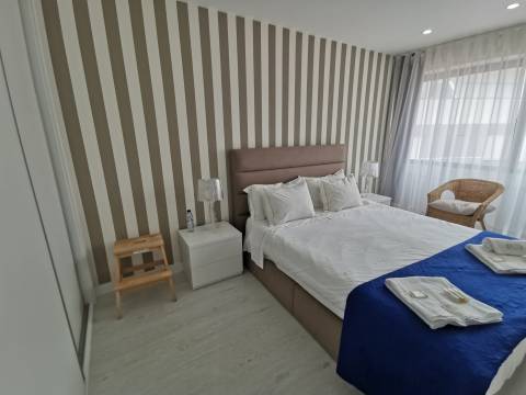 Apartamento T1 em Vila Praia de Ancora - Primeira linha