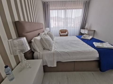 Apartamento T1 em Vila Praia de Ancora - Primeira linha