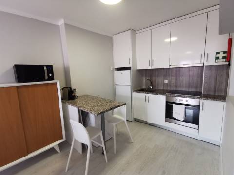 Apartamento T1 em Vila Praia de Ancora - Primeira linha