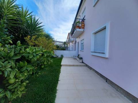 ANDAR MORADIA T2  NA MEADELA