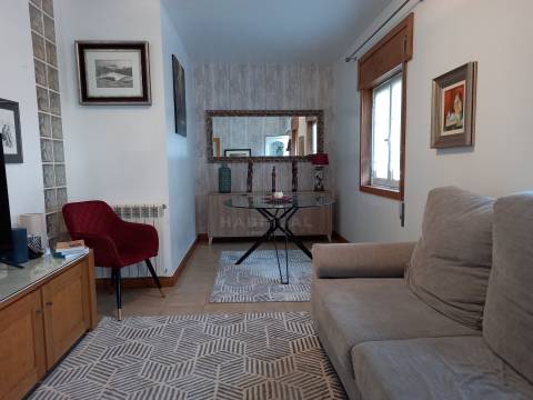 ANDAR MORADIA T2  NA MEADELA