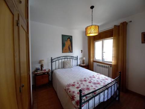 ANDAR MORADIA T2  NA MEADELA