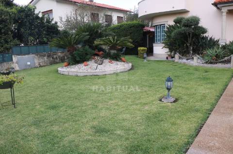 Moradia T5 em Balugães, Barcelos