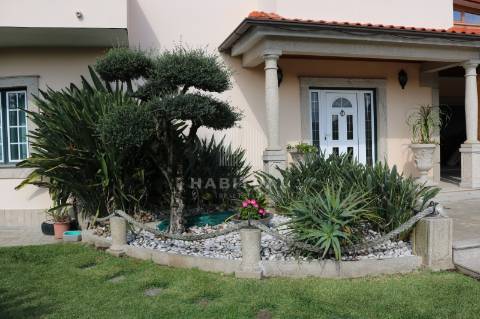 Moradia T5 em Balugães, Barcelos