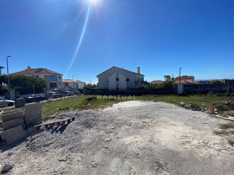 Terreno para Construção de Edifício Multifamiliar