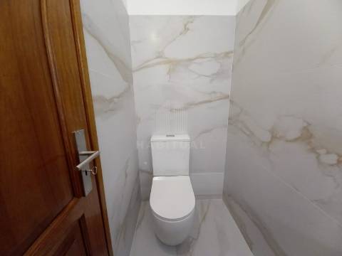 APARTAMENTO T3 COM TERRAÇO NO CENTRO DA CIDADE DE VIANA DO CASTELO