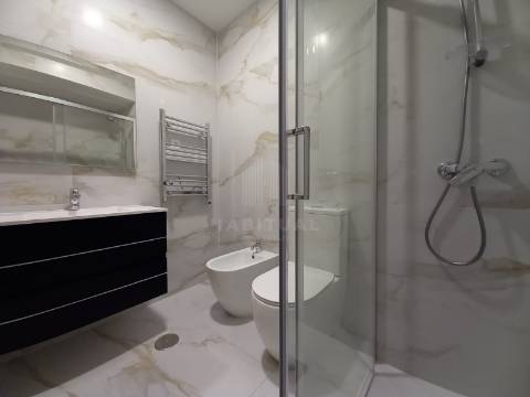 APARTAMENTO T3 COM TERRAÇO NO CENTRO DA CIDADE DE VIANA DO CASTELO