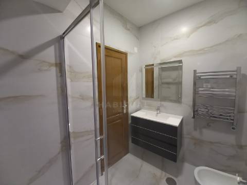 APARTAMENTO T3 COM TERRAÇO NO CENTRO DA CIDADE DE VIANA DO CASTELO