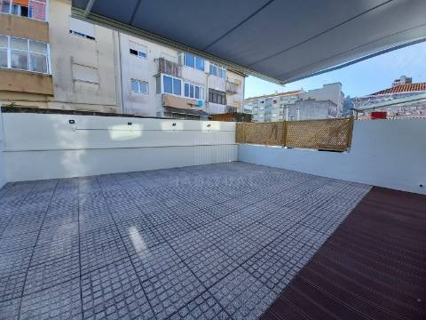 APARTAMENTO T3 COM TERRAÇO NO CENTRO DA CIDADE DE VIANA DO CASTELO