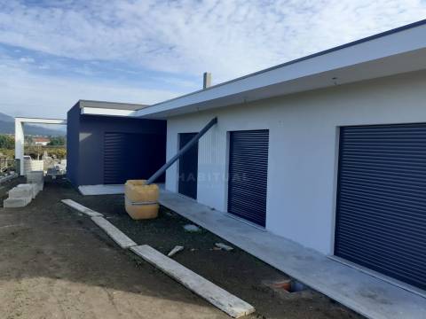 MORADIA TÉRREA T3 EM SUBPORTELA