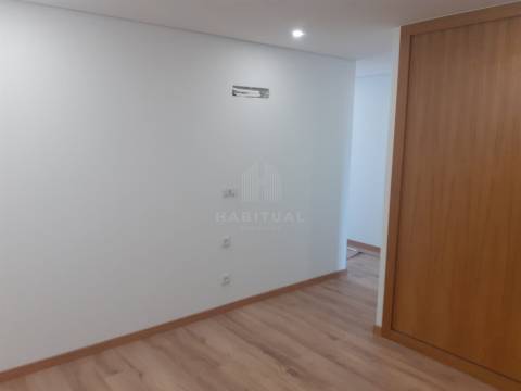 MORADIA TÉRREA T3 EM SUBPORTELA