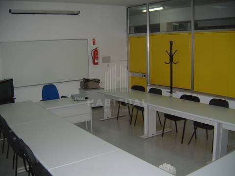 Loja em VILA NOVA DE CERVEIRA