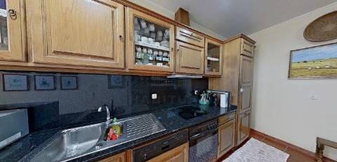 MORADIA T4+1 NA MEADELA ( COVA)