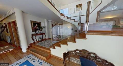 MORADIA T4+1 NA MEADELA ( COVA)