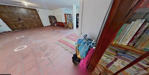 MORADIA T4+1 NA MEADELA ( COVA)