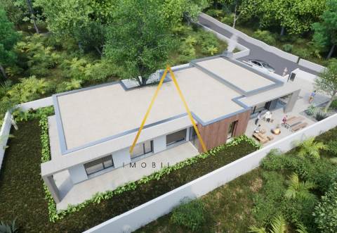 Moradia Isolada T4, junto à cidade