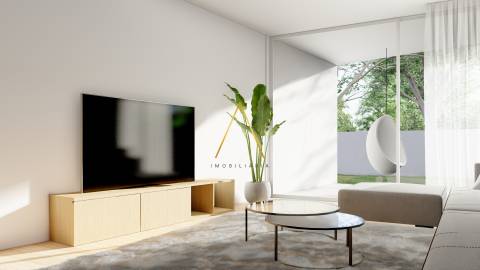 Moradia Geminada T4 junto à cidade