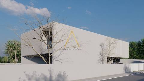 Moradia Geminada T4 junto à cidade