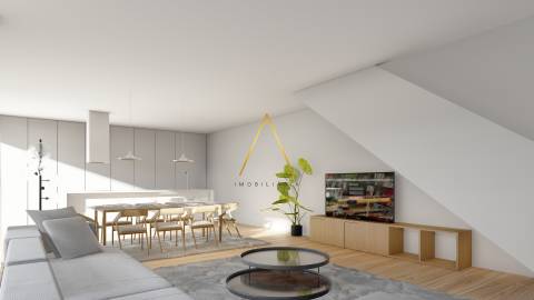 Moradia Geminada T3+1 junto à cidade