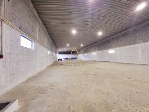 Armazém  Arrendamento em Mundão,Viseu