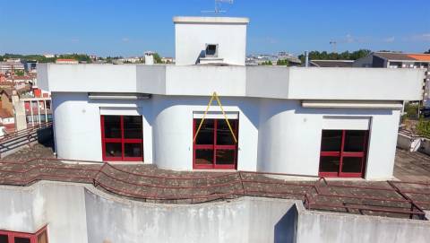 Exclusivo Apartamento T3 Recuado com Terraço de Sonho – Centro da Cidade