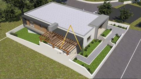 Magnífica moradia isolada T3+1, junto à cidade