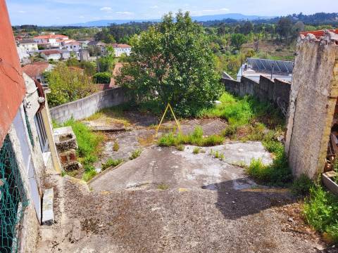 Moradia para reconstruir