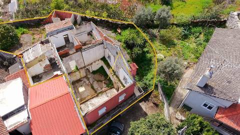 Moradia para reconstruir