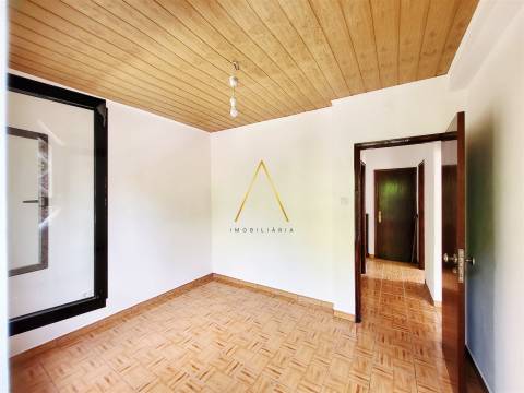 Moradia T3 , junto à cidade