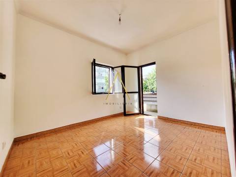 Moradia T3 , junto à cidade