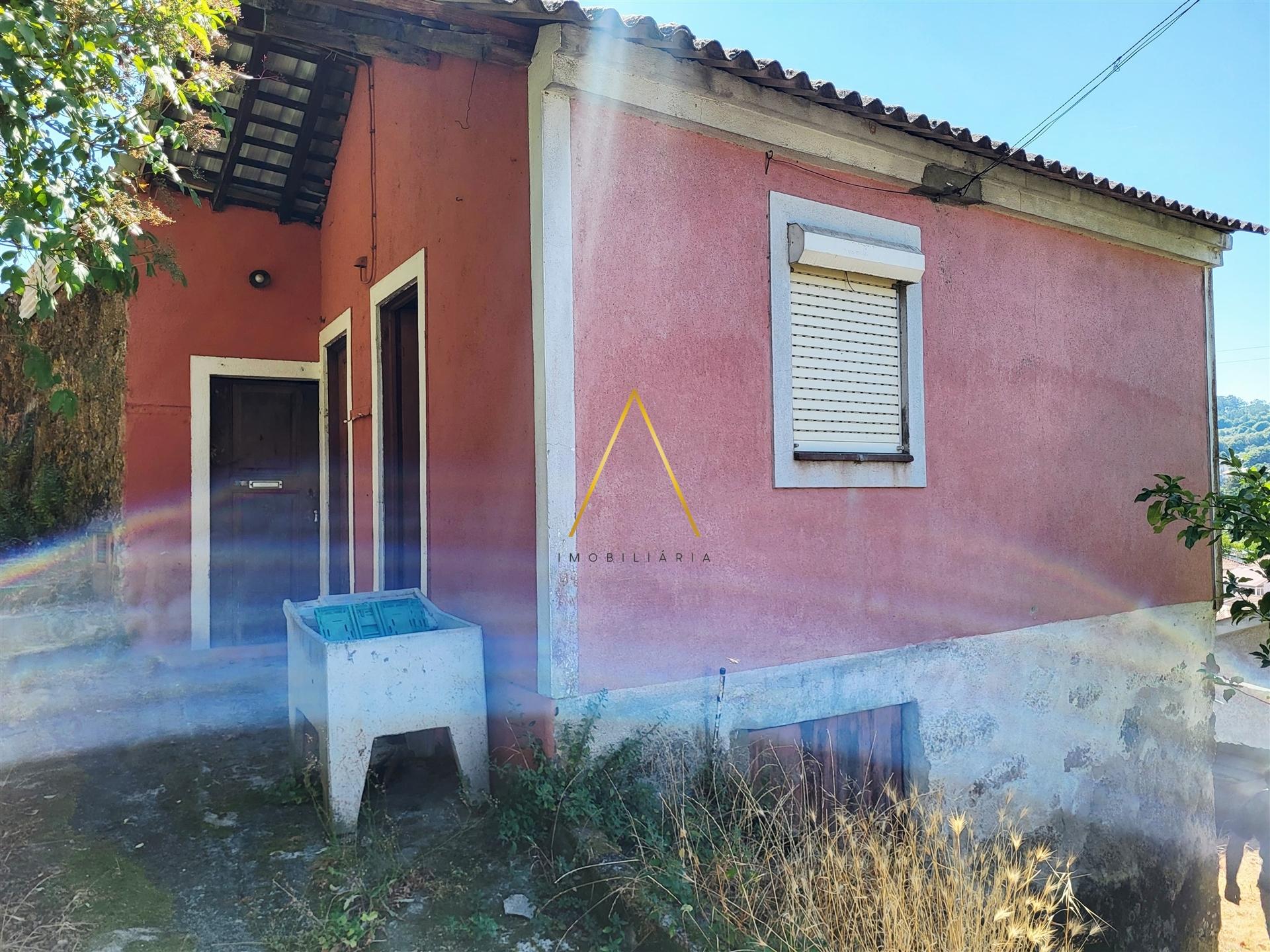Moradia para Restaurar  Venda em São Cipriano e Vil de Souto,Viseu