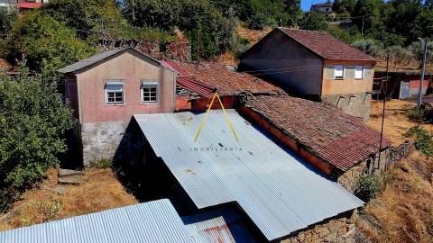 Moradia para Restaurar  Venda em São Cipriano e Vil de Souto,Viseu