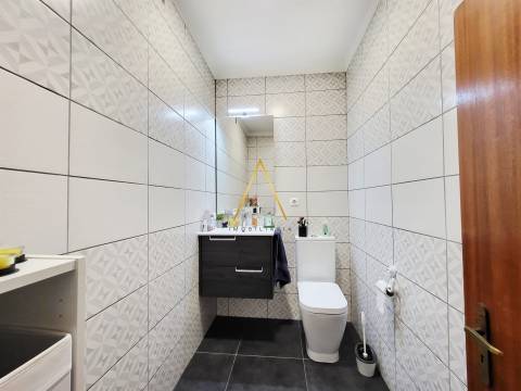 Apartamento T3, com Terraço