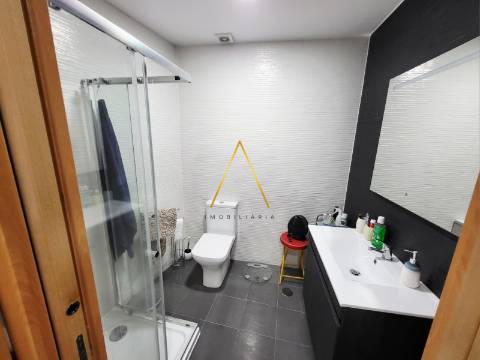 Moradia Unifamilar T3 com Logradouro e Terraço.