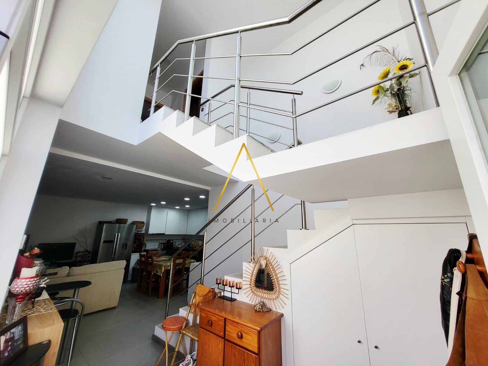 Moradia Unifamilar T3 com Logradouro e Terraço.